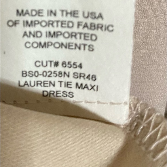 Show Me Your Mumu SMYM Lauren Tie Maxi Dress
Show Me The Ring Crisp XS NWOT - Picture 6 of 7